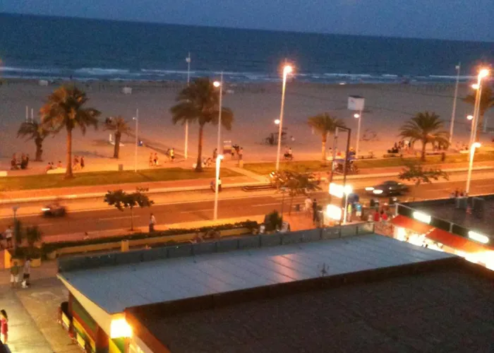 Con Vistas Al Mediterraneo